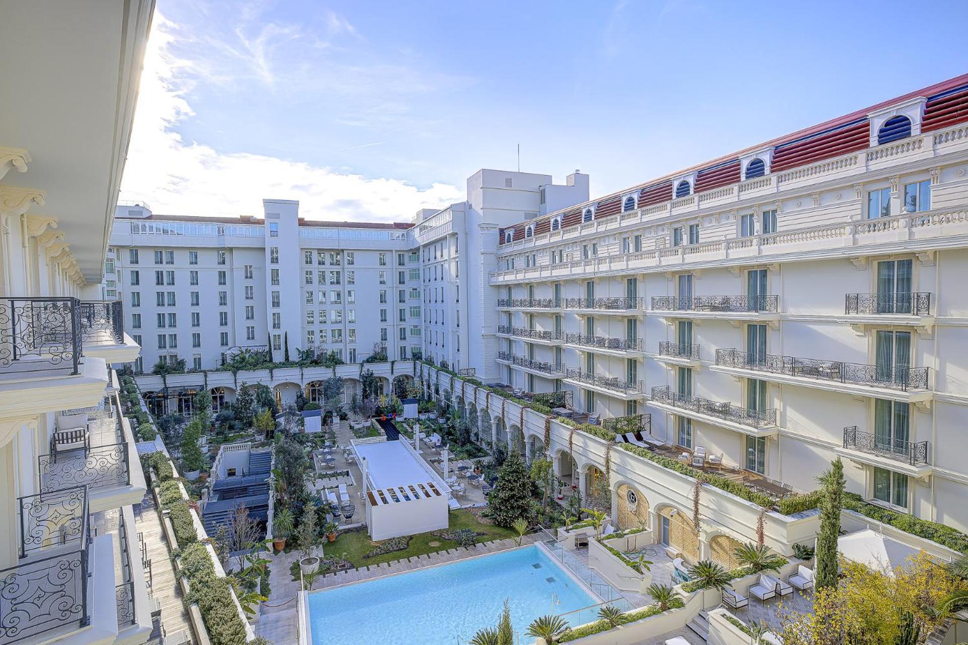 Appartamento Carlton Riviera *